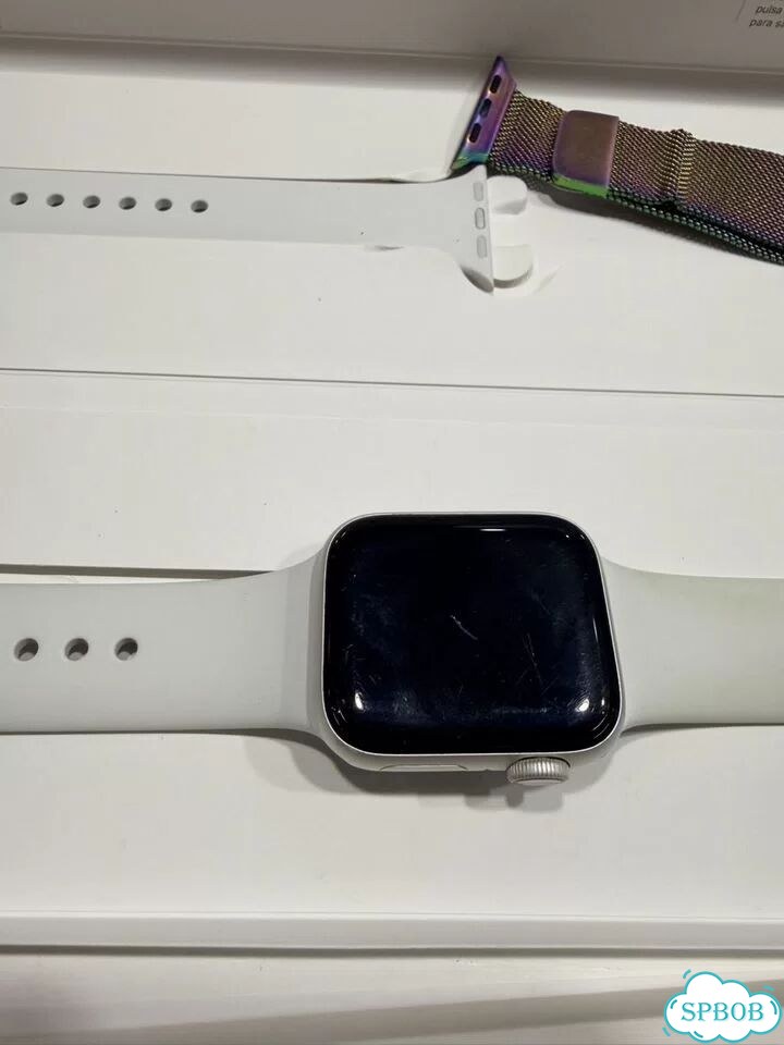 Умные часы Apple Watch Series 4 GPS, 40mm фото 2