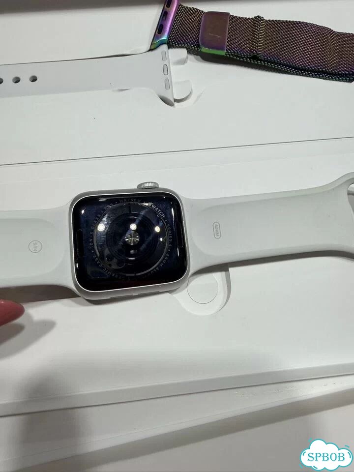 Умные часы Apple Watch Series 4 GPS, 40mm фото 3