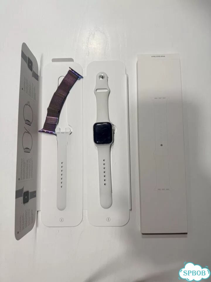 Умные часы Apple Watch Series 4 GPS, 40mm фото 4