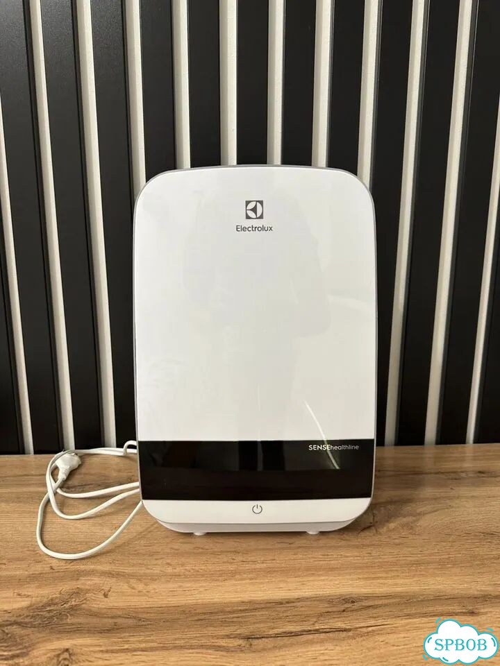 Увлажнитель воздуха Electrolux EHU-3315D фото 1