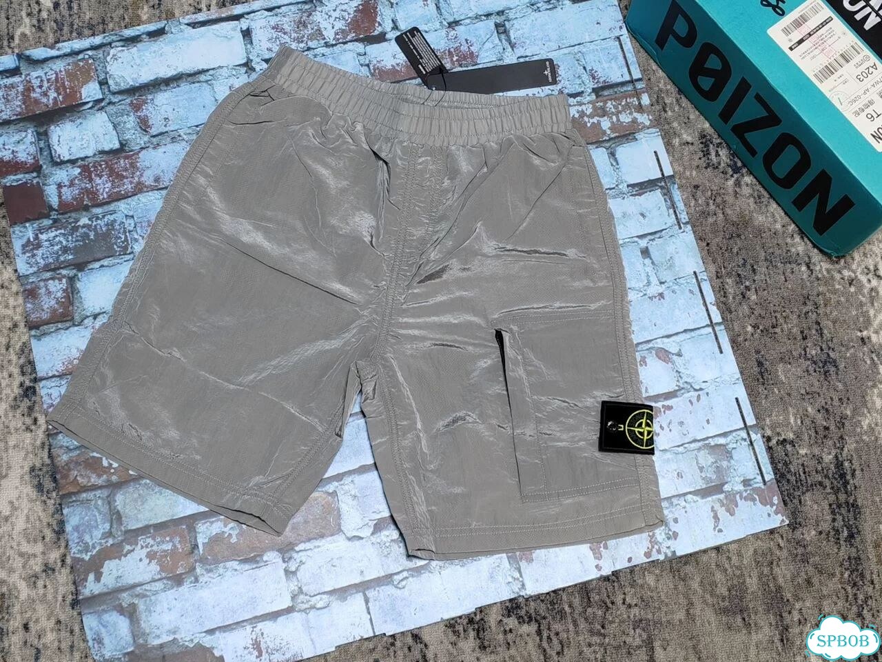 Шорты stone island nylon metal серые фото 1