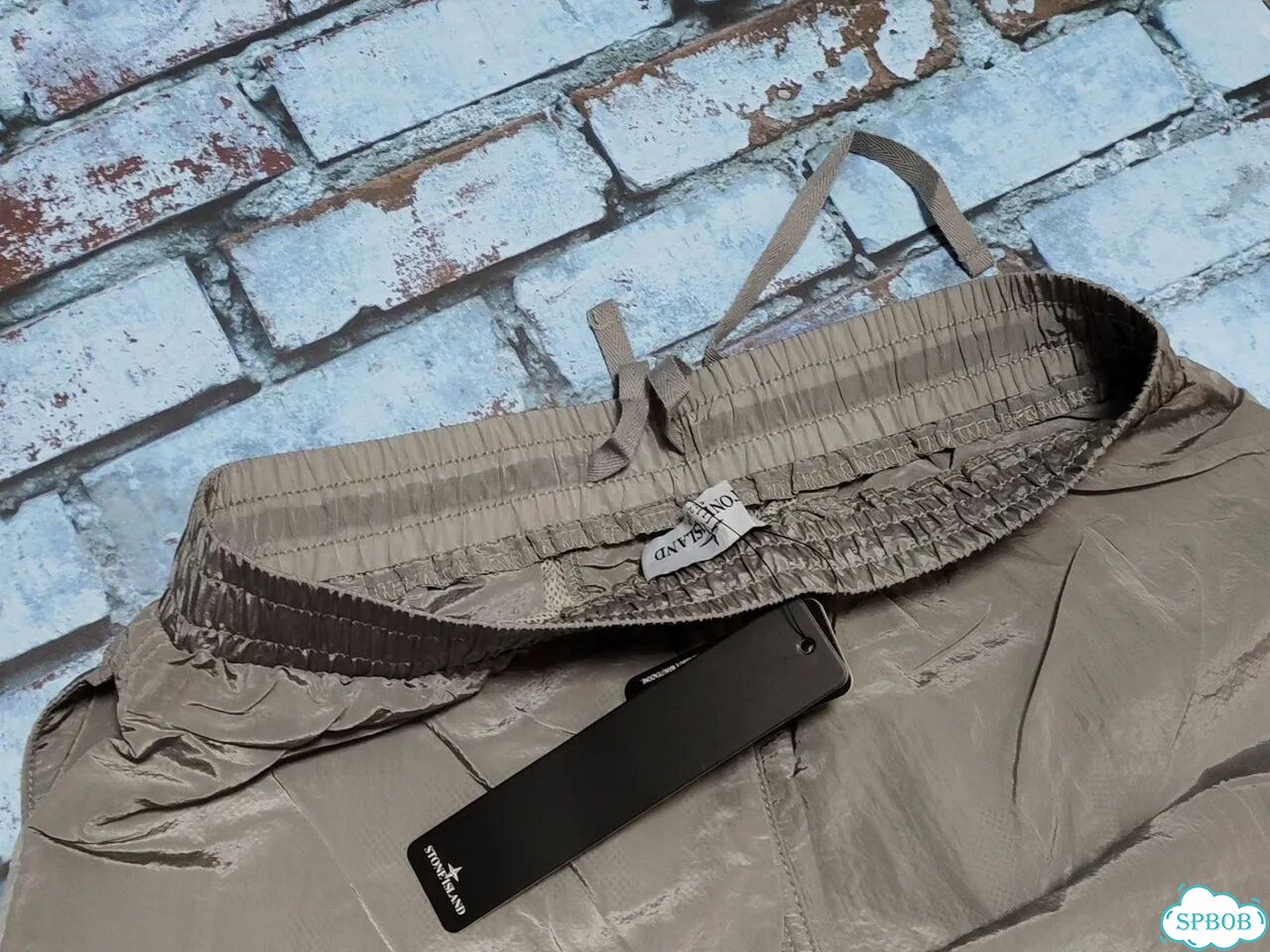 Шорты stone island nylon metal серые фото 7