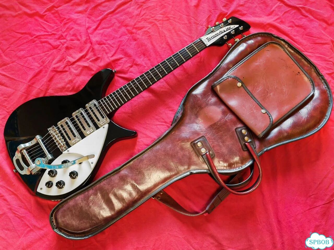 Fernandes RG-80 (Rickenbacker 325) Japan 90's фото 3