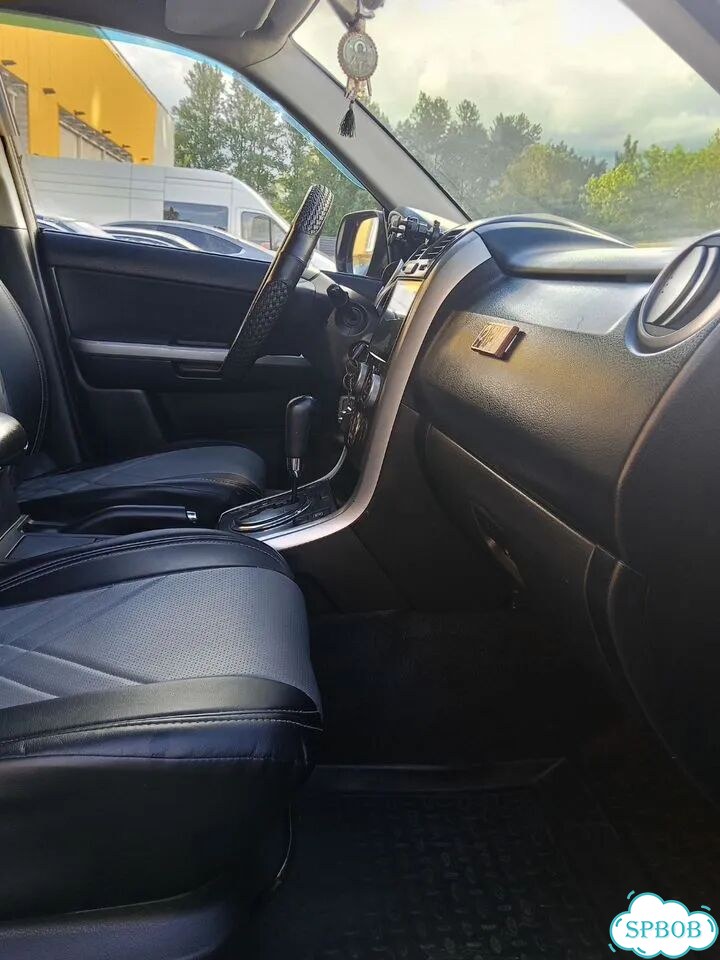 Suzuki Grand Vitara 2.0 AT, 2011, 302 000 км фото 10