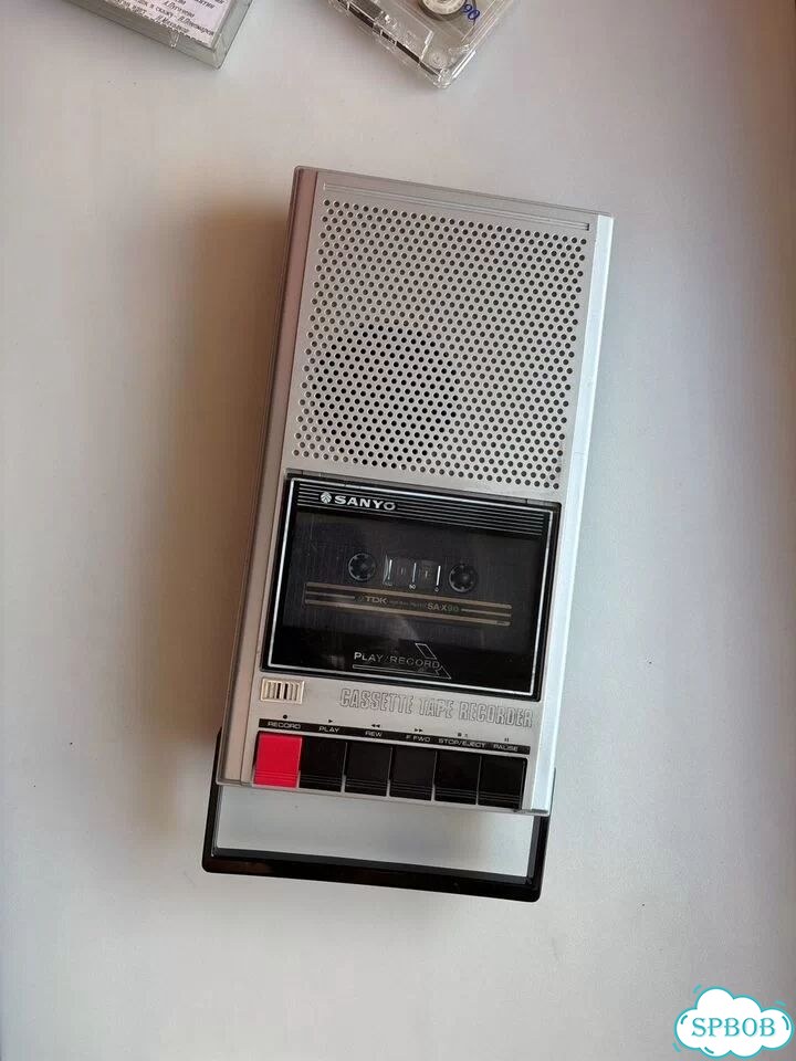 Sanyo Slim 10 фото 1