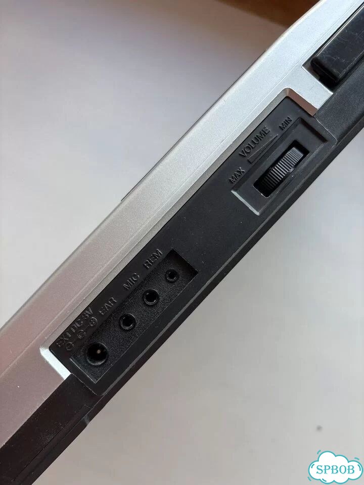 Sanyo Slim 10 фото 8