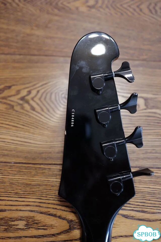 Бас гитара Tokai Thunderbird фото 5