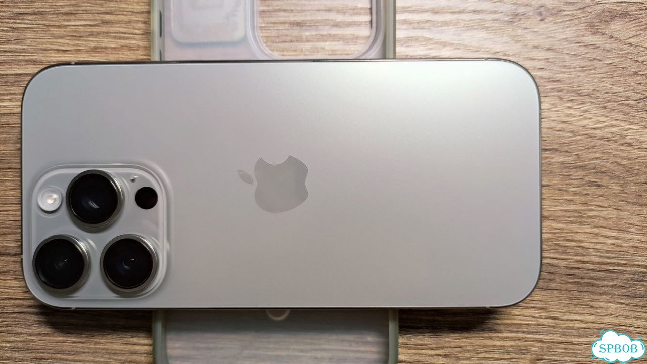 iPhone 16 Pro, 256 ГБ, SIM + eSIM фото 1