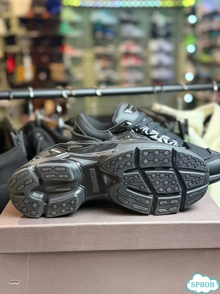 Кроссовки Adidas x Raf Simons Ozweego Bunny фото 5