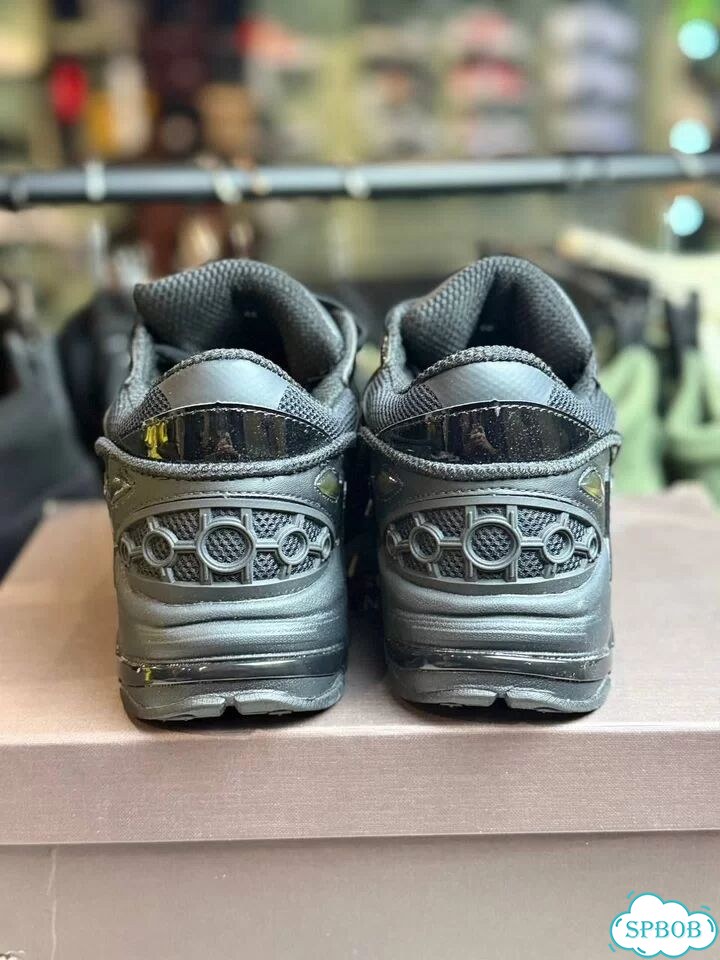 Кроссовки Adidas x Raf Simons Ozweego Bunny фото 6