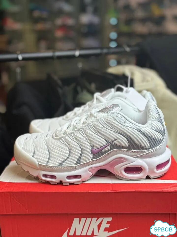 Кроссовки Nike Air Max Tn Plus фото 3