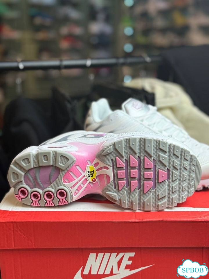 Кроссовки Nike Air Max Tn Plus фото 5