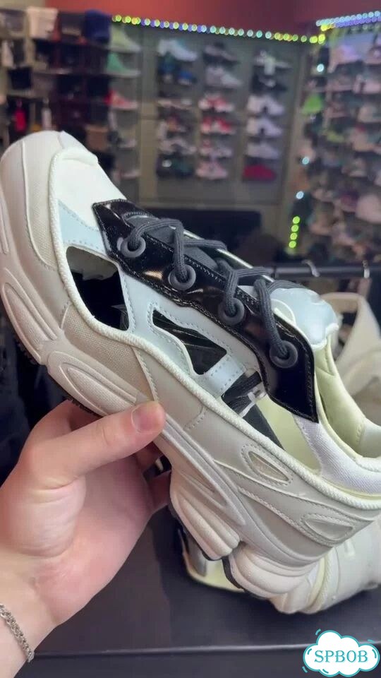 Кроссовки Adidas x Raf Simons Replicant Ozweego фото 1
