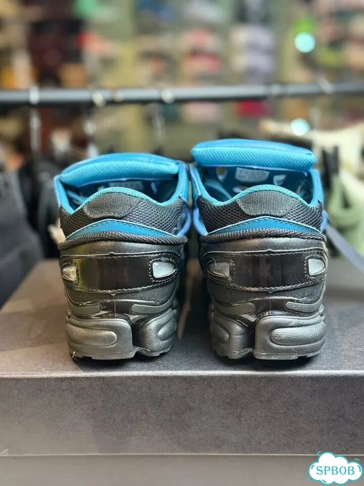 Кроссовки Adidas x Raf Simons Replicant Ozweego фото 3