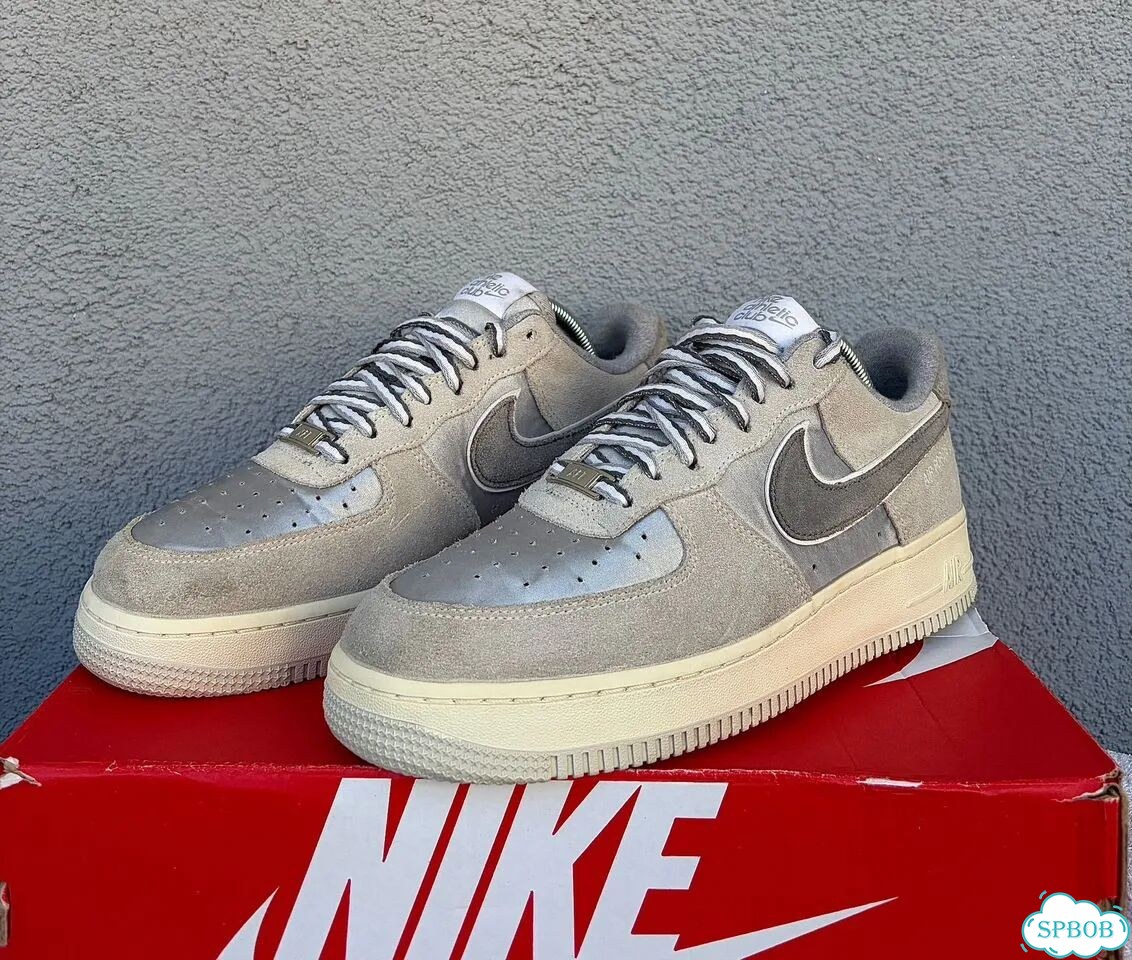 Nike Air Force 1 LX фото 2