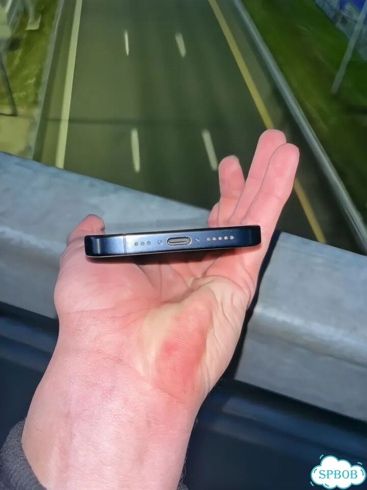 iPhone 15 Pro, 128 ГБ, SIM + eSIM фото 2