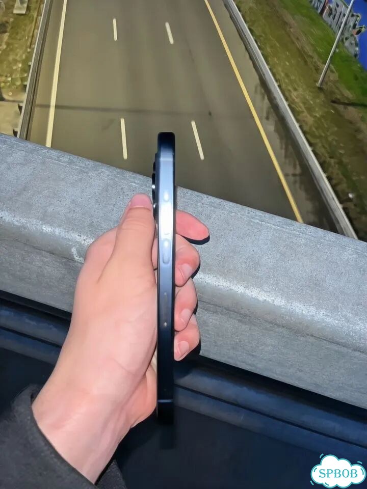 iPhone 15 Pro, 128 ГБ, SIM + eSIM фото 3