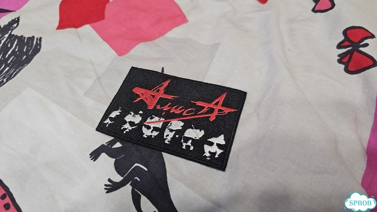 Нашивка вышивная алиса фото 1