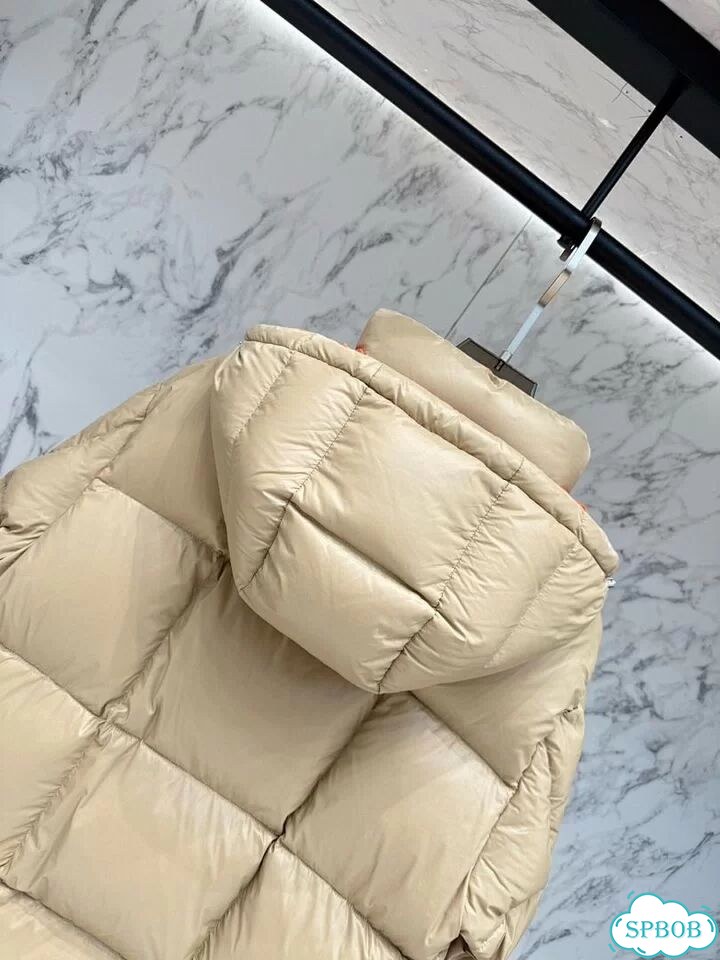 Пуховик Moncler глянцевый фото 9