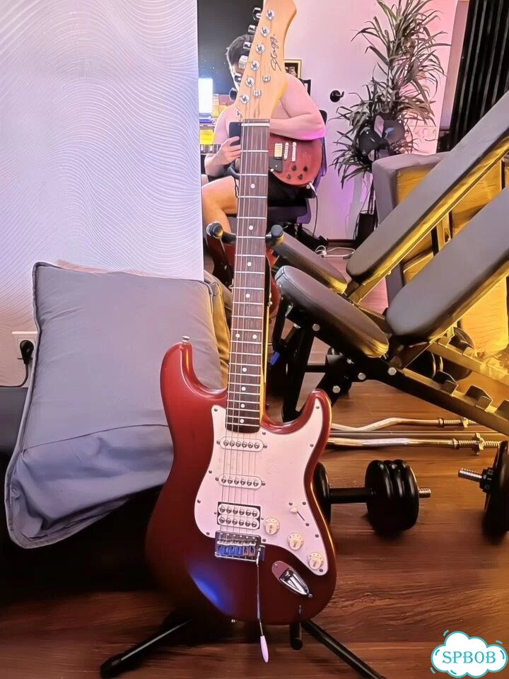 Винтажный Stagg Stratocaster HSS Ранняя серия фото 3