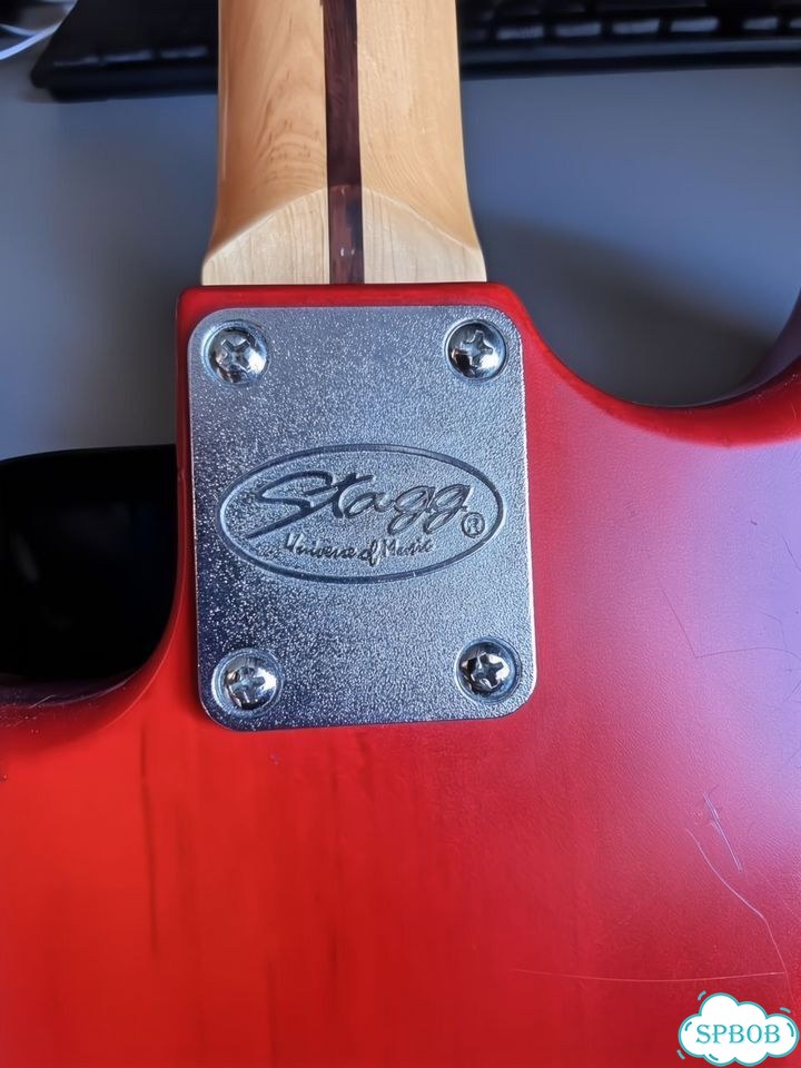 Винтажный Stagg Stratocaster HSS Ранняя серия фото 5