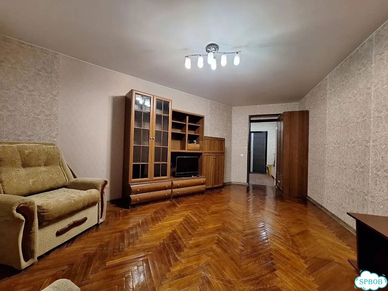 1-к. квартира, 40 м², 4/9 эт. фото 3