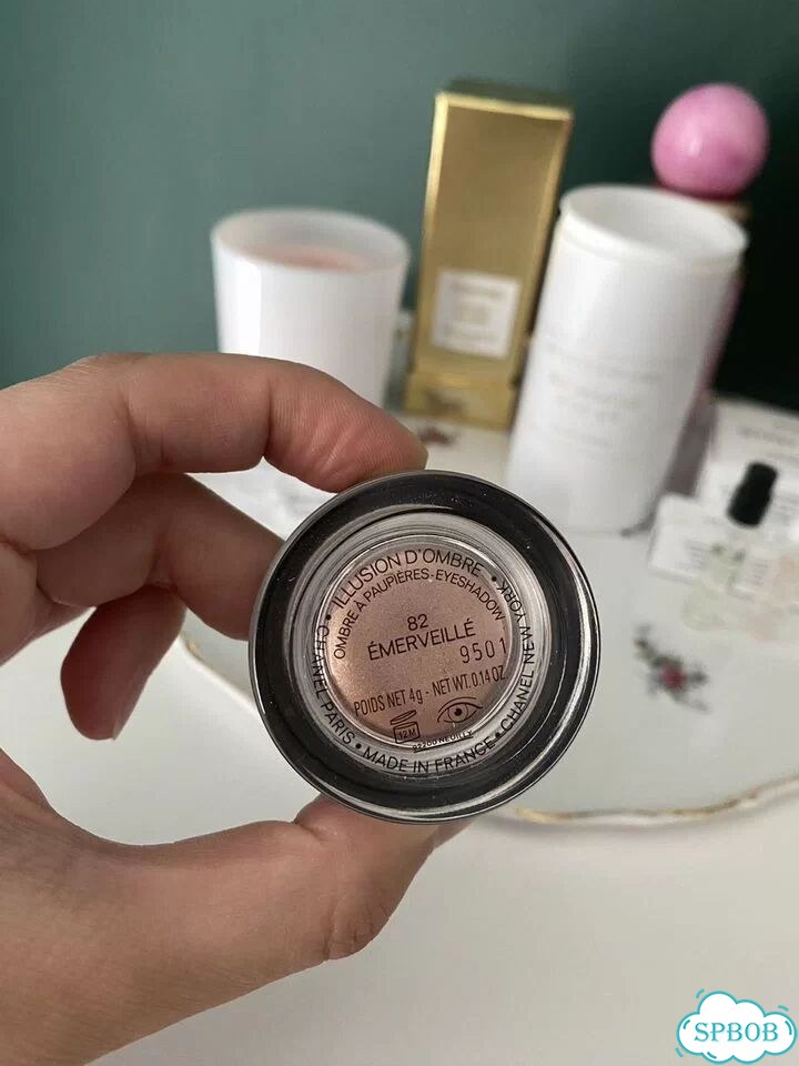 Тени для век Chanel illusion d'ombre 82 фото 2