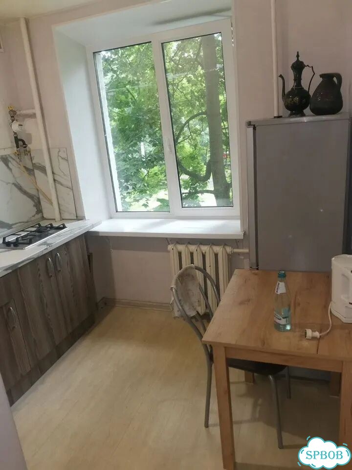 2-к. квартира, 40 м², 2/5 эт. фото 1