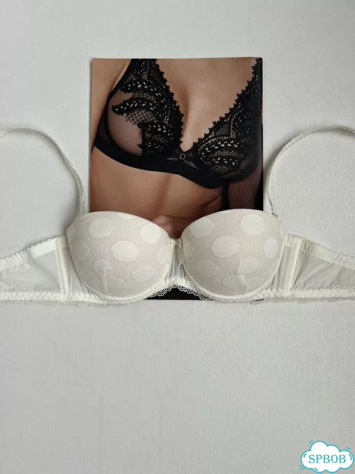 Бюстгальтер 70B Lise Charmel фото 1