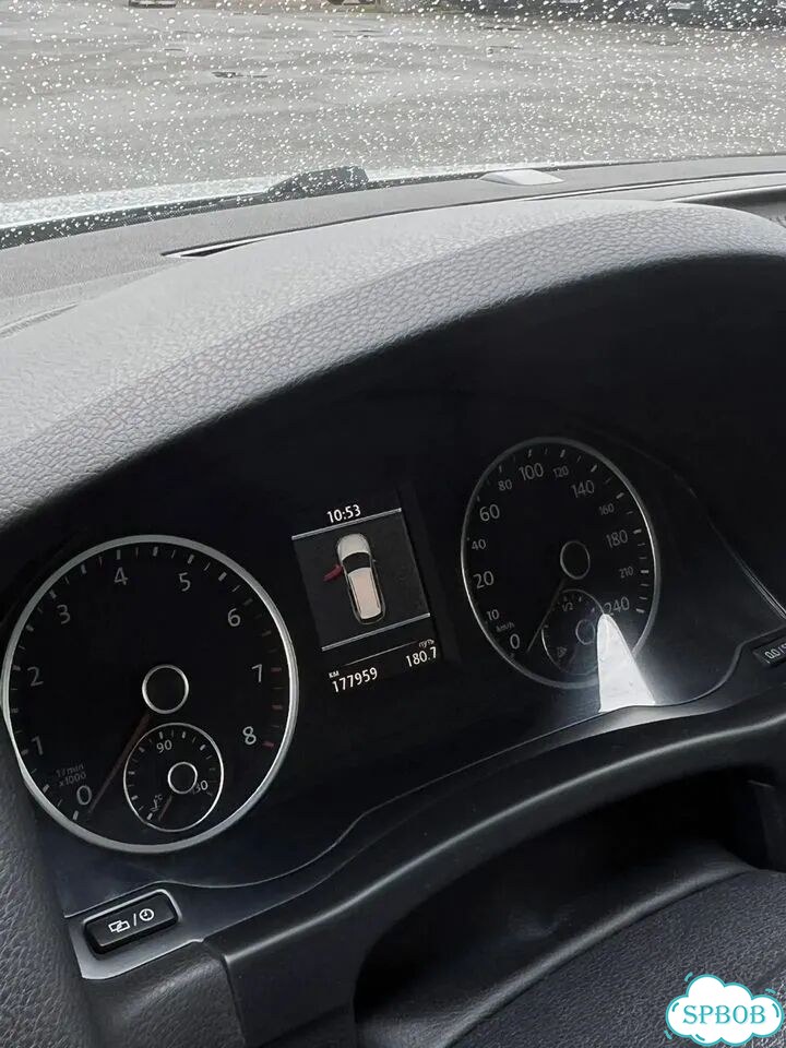 Volkswagen Tiguan 2.0 AT, 2012, 177 959 км фото 14
