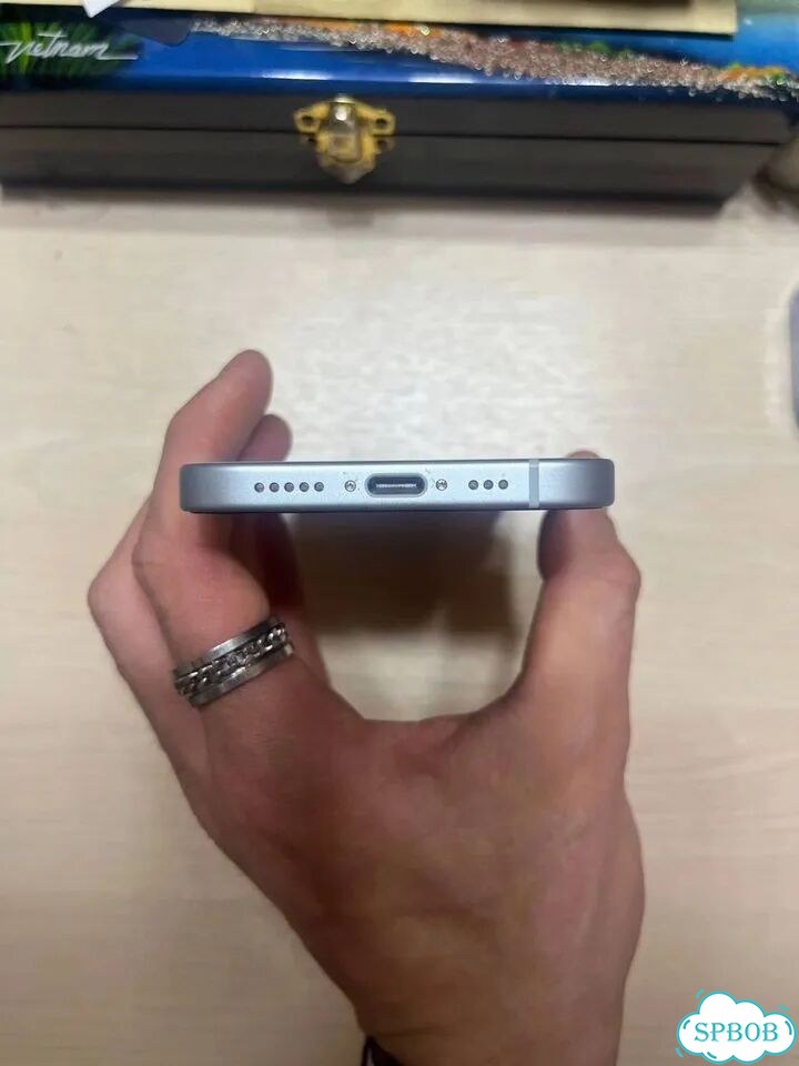 iPhone 15, 128 ГБ, SIM + eSIM фото 4
