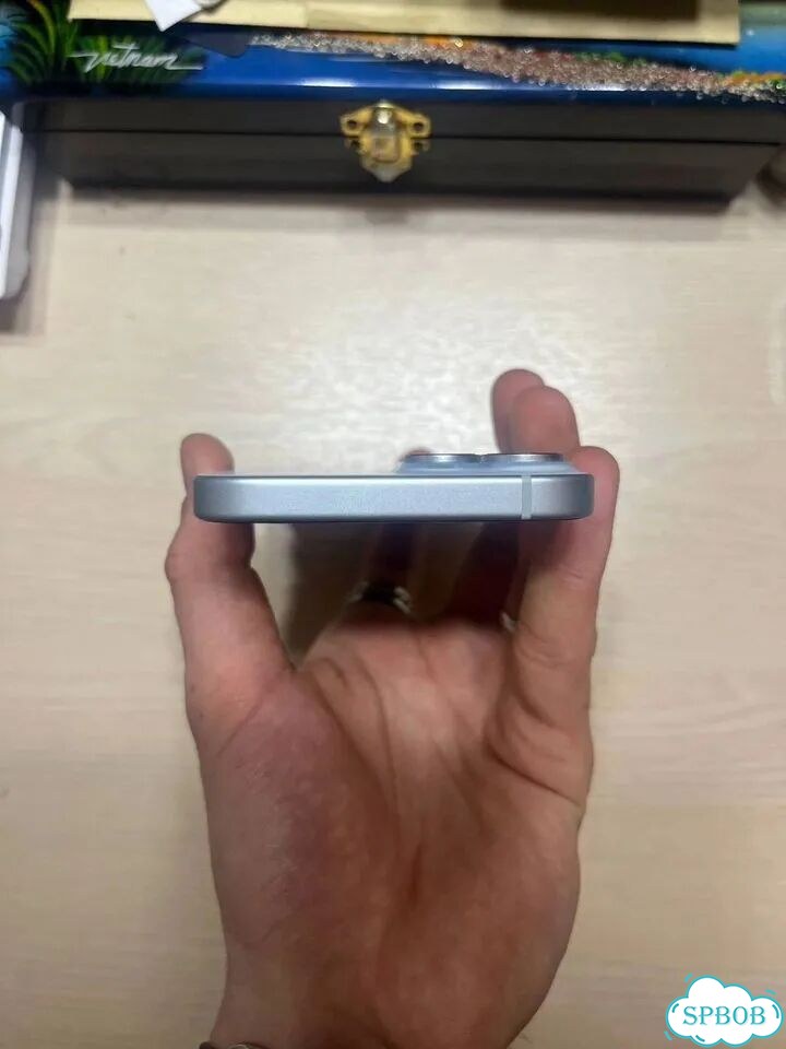 iPhone 15, 128 ГБ, SIM + eSIM фото 6